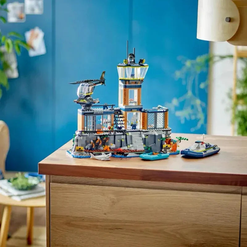 City Police Station Sea Prison Island Building Set